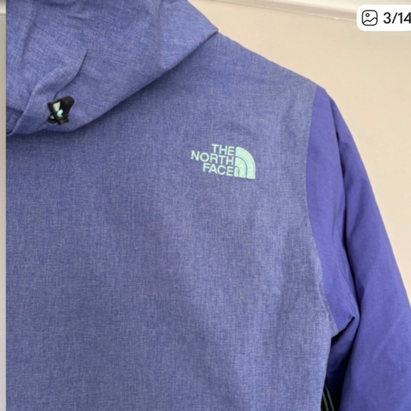 Women’s Ski Outfit - Picture 3 of 15